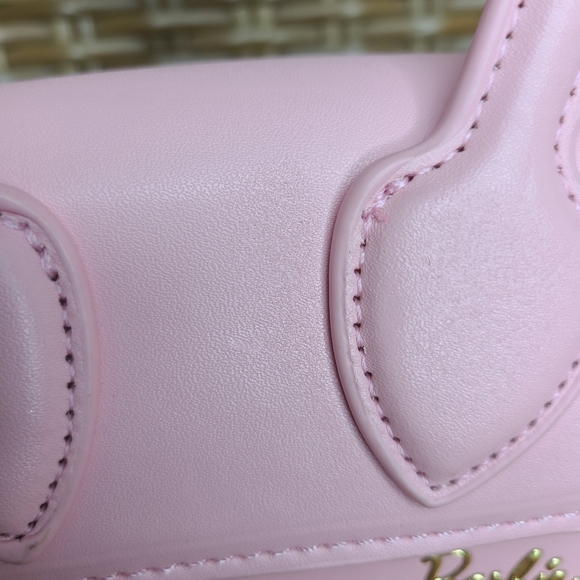 Truly X Barbie Limited Edition Pink Mini Bag Heart Shaped Handle & Crossbody - Picture 16 of 16